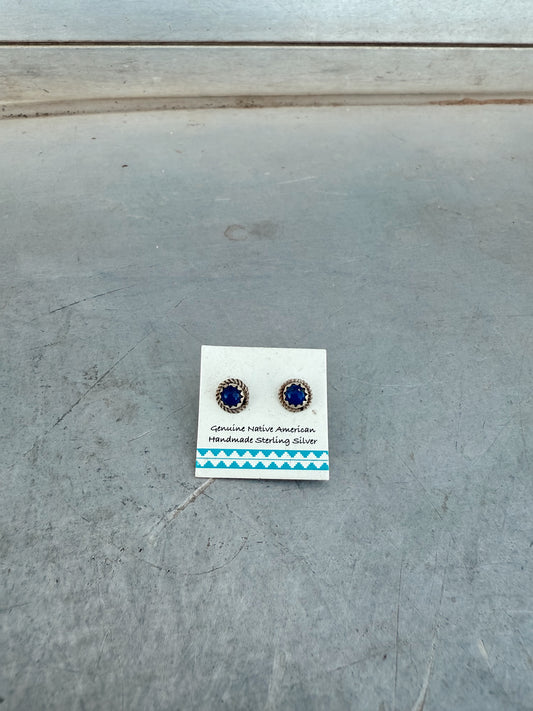 Lapis Studs